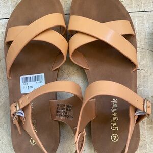 Tan Leather Sandals with Crisscross Straps